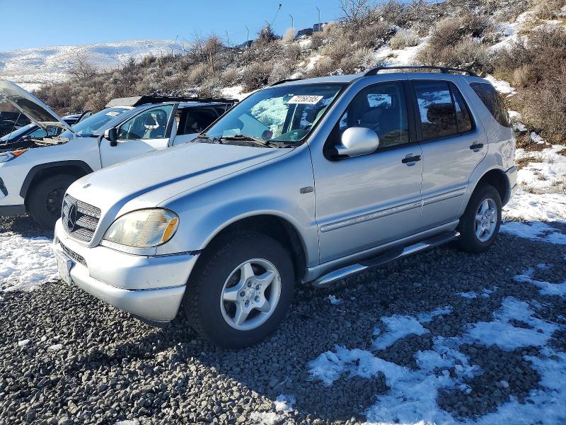 72266105 :رقم المزاد ، 4JGAB54E6YA210542 vin ، 2000 Mercedes-benz Ml مزاد بيع