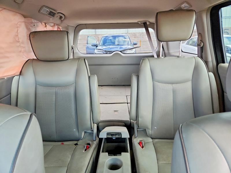 99772925 :رقم المزاد ، JN8AE2KP8G9154073 vin ، 2016 Nissan Quest مزاد بيع
