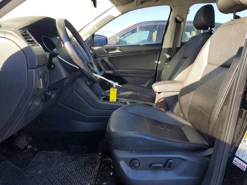 75219635 :رقم المزاد ، 3VV2B7AX7JM107165 vin ، 2018 Volkswagen Tiguan مزاد بيع