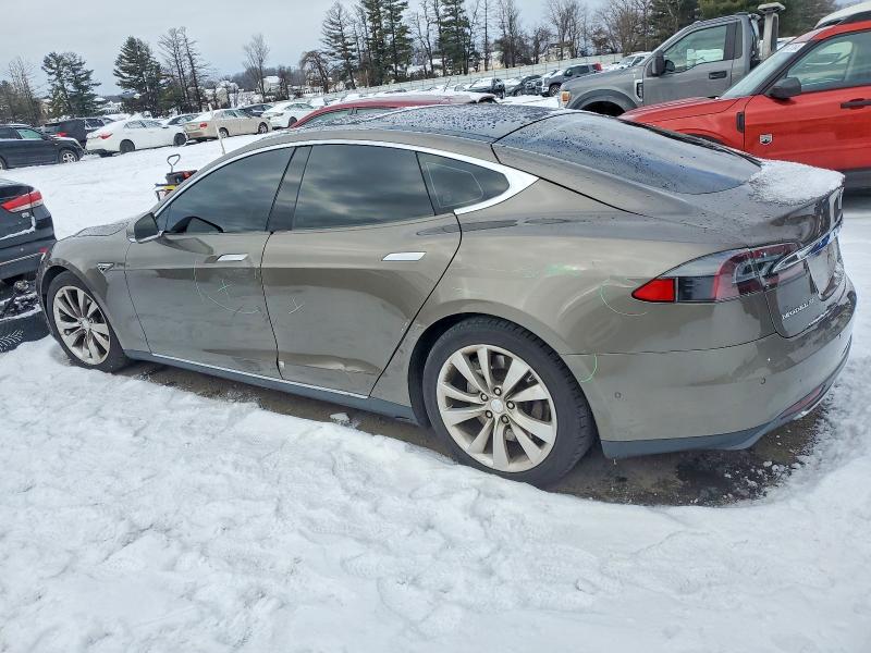 Aukcja sprzedaży 2015 Tesla Model S, vin: 5YJSA1E26FF106145, numer aukcji: 72830215