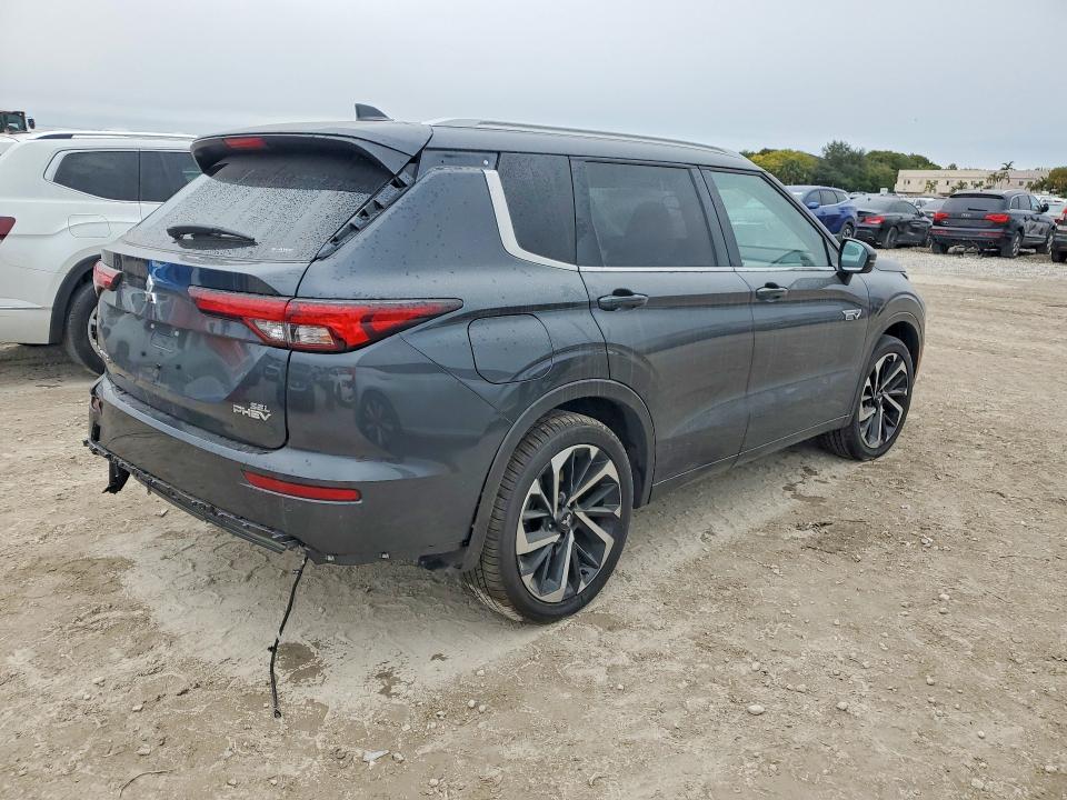 Продаж на аукціоні авто 2025 Mitsubishi Outlander, vin: JA4T5WA92SZ011377, номер лоту: 75162005