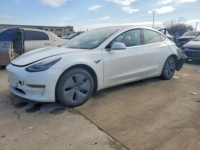 Продаж на аукціоні авто 2019 Tesla Model 3, vin: 5YJ3E1EA1KF401681, номер лоту: 74960045