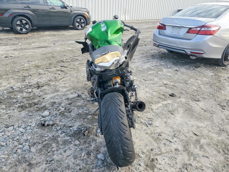 75151645 :رقم المزاد ، JKAZXBJ15SA000234 vin ، 2025 Kawasaki Zx1100 مزاد بيع