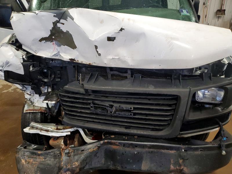 97092665 :رقم المزاد ، 1GTZ7TCG3B1152557 vin ، 2011 Gmc Savana مزاد بيع