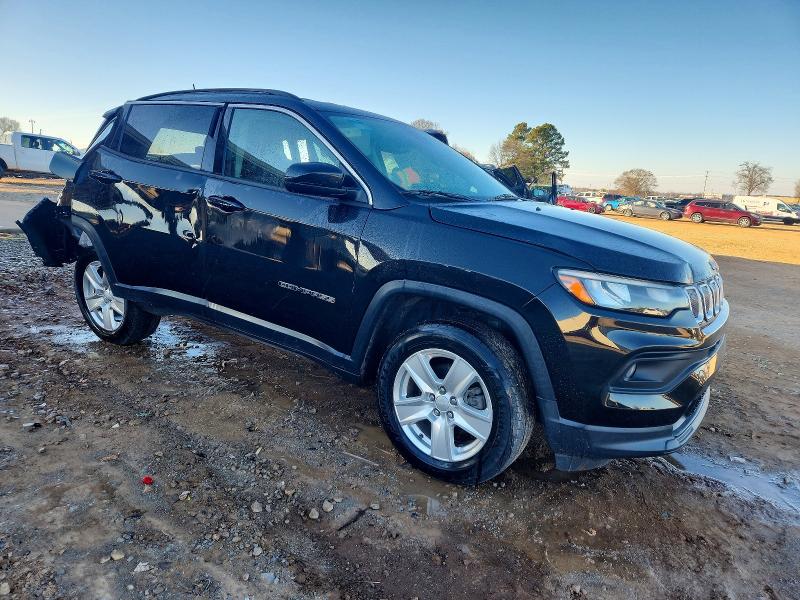 2022 Jeep Compass მანქანა იყიდება აუქციონზე, vin: 3C4NJDBB0NT120996, აუქციონის ნომერი: 74704665