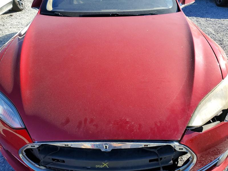 2014 Tesla Model S მანქანა იყიდება აუქციონზე, vin: 5YJSA1S16EFP50626, აუქციონის ნომერი: 73892585