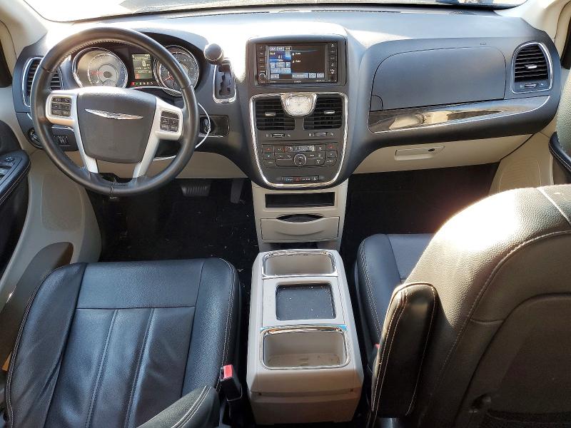 74405585 :رقم المزاد ، 2C4RC1BG8GR268423 vin ، 2016 Chrysler Town & Country مزاد بيع
