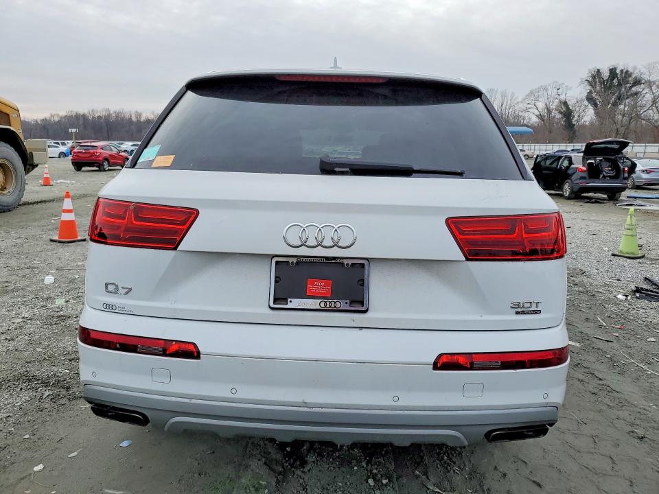 2018 Audi Q7 მანქანა იყიდება აუქციონზე, vin: WA1LAAF70JD003389, აუქციონის ნომერი: 75065795