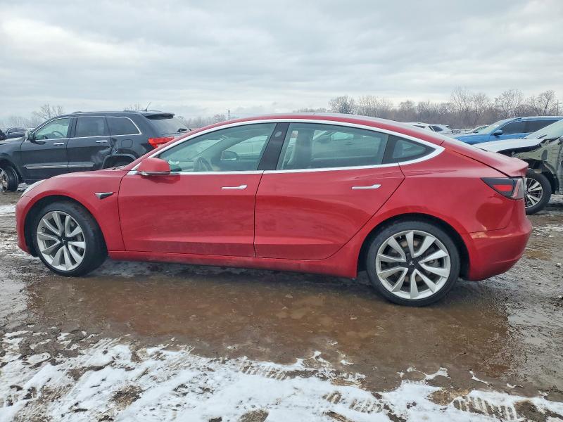 73057975 :رقم المزاد ، 5YJ3E1EA6JF011027 vin ، 2018 Tesla Model 3 مزاد بيع