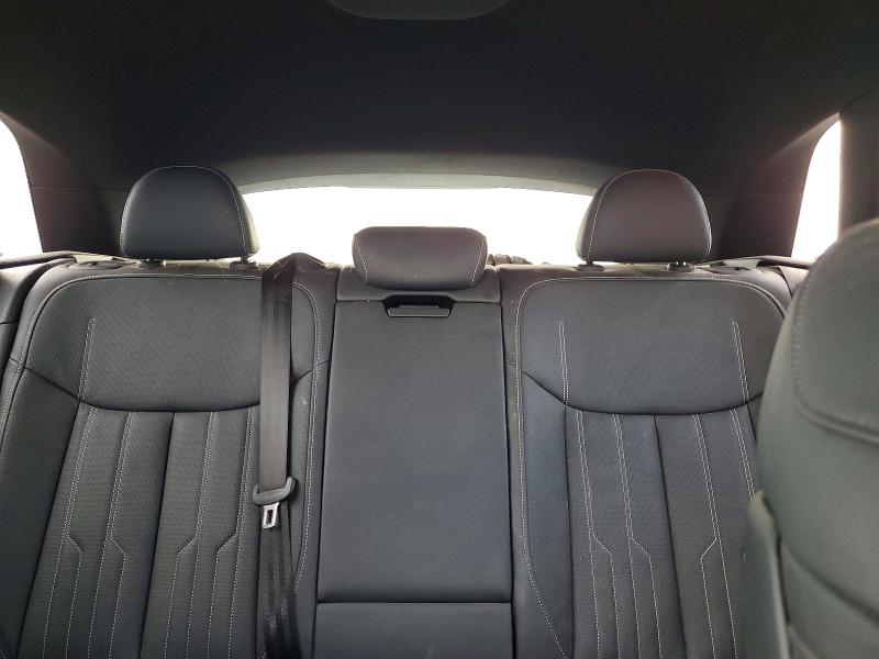 Продажа на аукционе авто 2019 Audi E-tron, vin: WA1VAAGE3KB008427, номер лота: 74249325