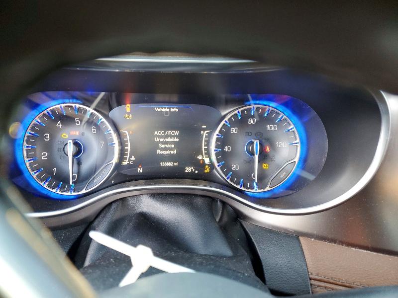 74283645 :رقم المزاد ، 2C4RC1GG0JR182734 vin ، 2018 Chrysler Pacifica مزاد بيع