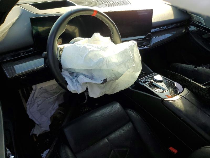 74911045 :رقم المزاد ، WBY43FK00RCR91509 vin ، 2024 Bmw I5 مزاد بيع