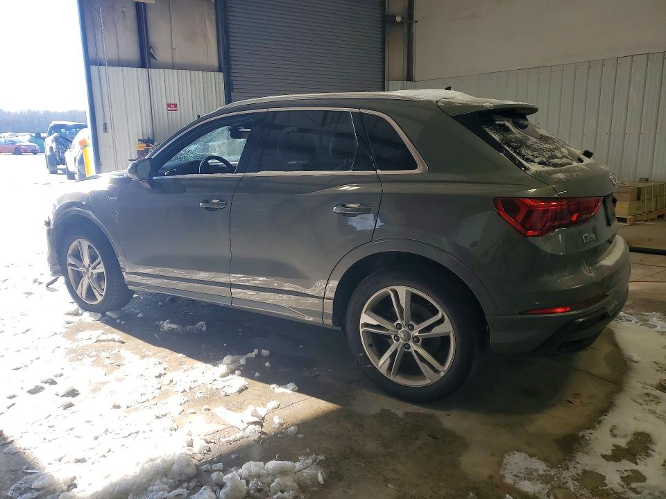2020 Audi Q3 მანქანა იყიდება აუქციონზე, vin: WA1DECF35L1115210, აუქციონის ნომერი: 75549525