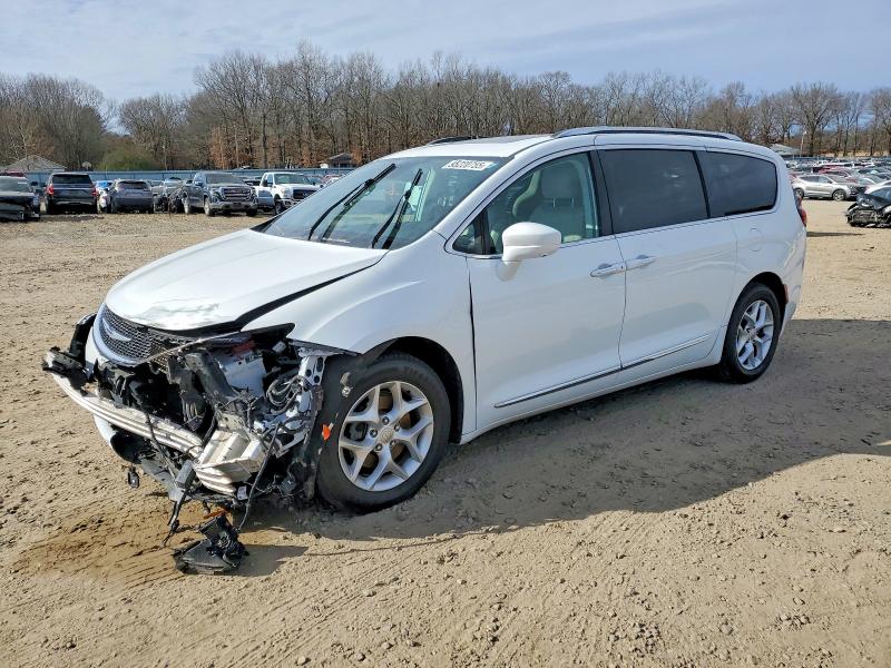 95220755 :رقم المزاد ، 2C4RC1EGXLR138682 vin ، 2020 Chrysler Pacifica مزاد بيع
