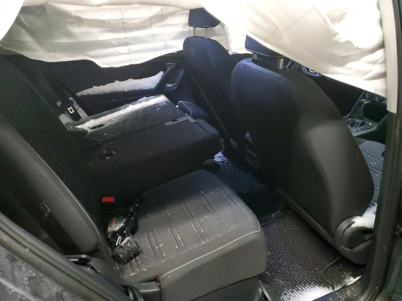 98181855 :رقم المزاد ، 3VV0B7AX1NM114934 vin ، 2022 Volkswagen Tiguan مزاد بيع