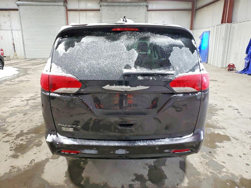 Auction sale of the 2017 Chrysler Pacifica, vin: 2C4RC1DG3HR552430, lot number: 74446455
