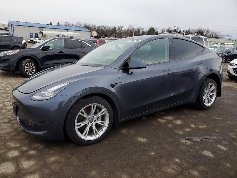 Auction sale of the 2022 Tesla Model Y, vin: 7SAYGDEEXNA008108, lot number: 72955055