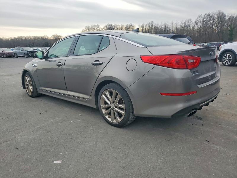 2015 Kia Optima მანქანა იყიდება აუქციონზე, vin: 5XXGR4A66FG369340, აუქციონის ნომერი: 74361785