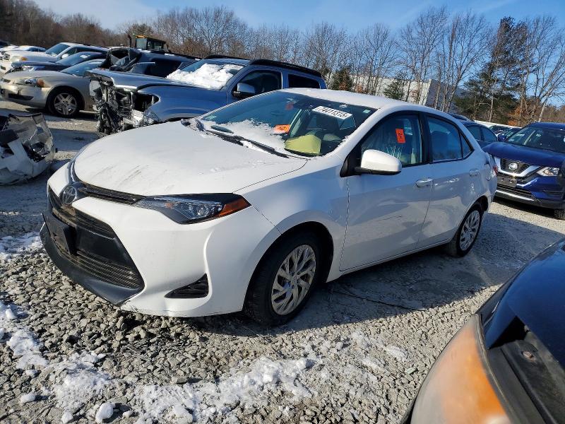 74411315 :رقم المزاد ، 2T1BURHE3JC045247 vin ، 2018 Toyota Corolla مزاد بيع