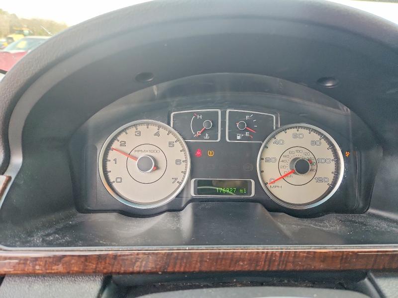2008 Ford Taurus მანქანა იყიდება აუქციონზე, vin: 1FAHP25W08G173811, აუქციონის ნომერი: 74401415