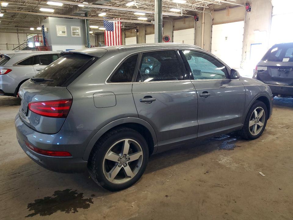 75420995 :رقم المزاد ، WA1EFCFS2FR010851 vin ، 2015 Audi Q3 مزاد بيع