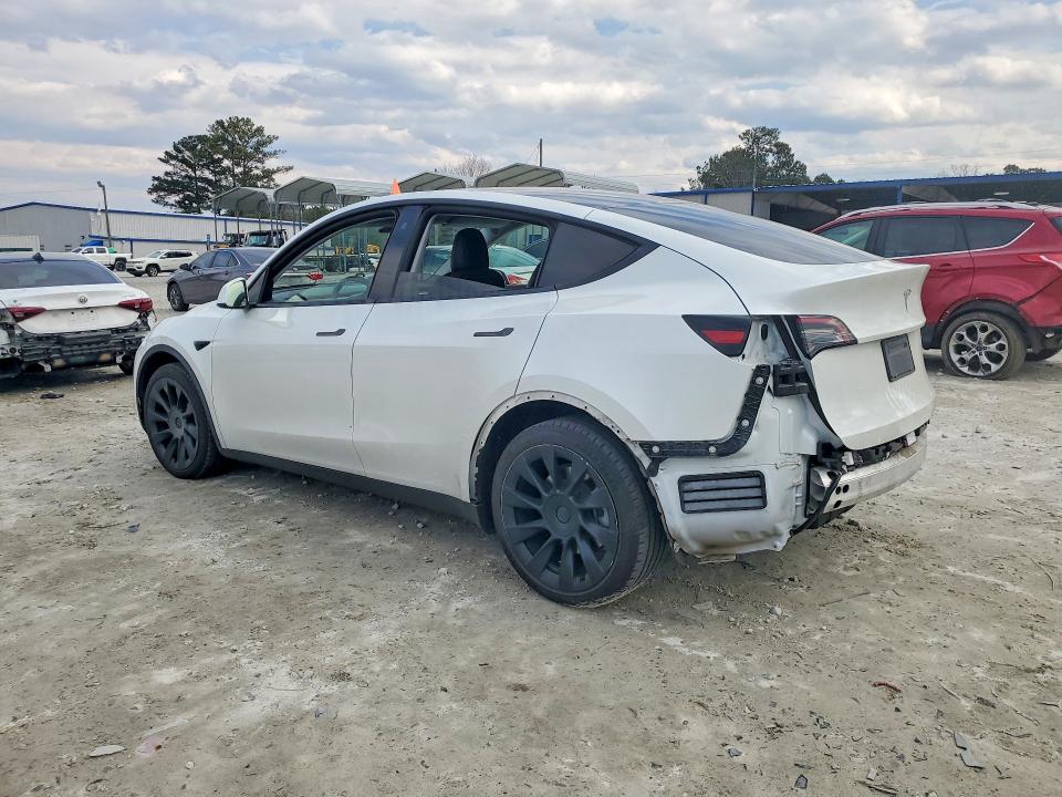 75092055 :رقم المزاد ، 5YJYGDED0MF103718 vin ، 2021 Tesla Model Y مزاد بيع