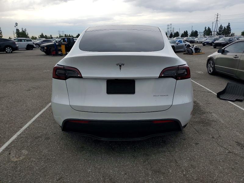 98241895 :رقم المزاد ، 7SAYGAEE5RF020481 vin ، 2024 Tesla Model Y مزاد بيع
