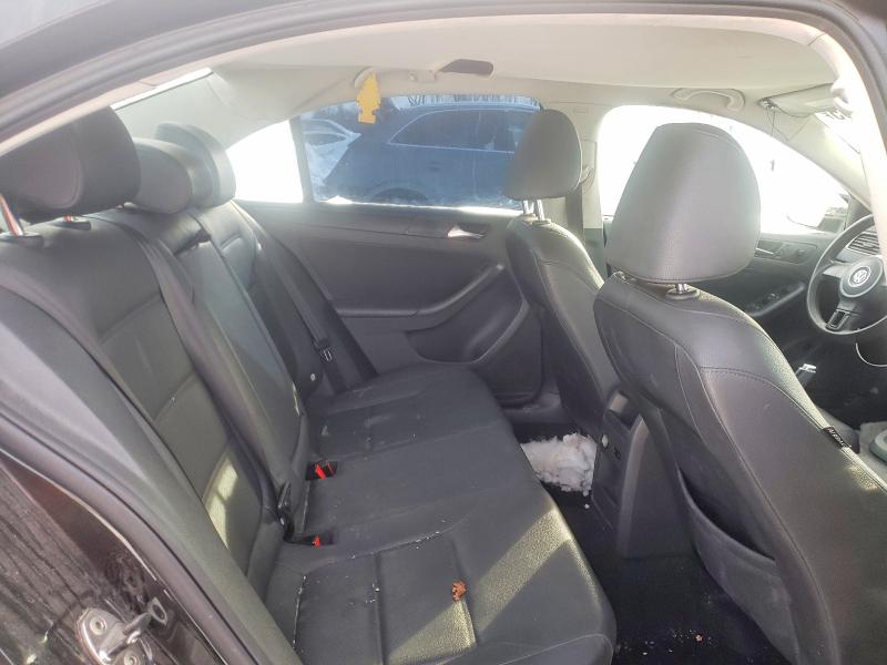 74792165 :رقم المزاد ، 3VWDX7AJ3BM357201 vin ، 2011 Volkswagen Jetta مزاد بيع