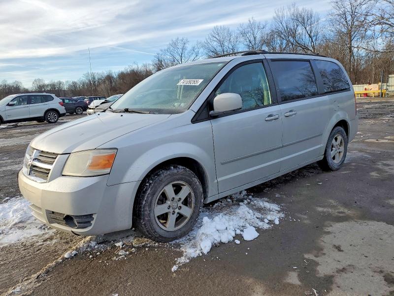 Продажа на аукционе авто 2010 Dodge Grand Caravan, vin: 2D4RN5D1XAR200211, номер лота: 74109265