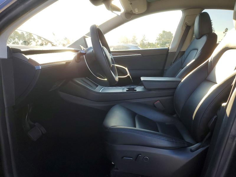 98388365 :رقم المزاد ، 7SAYGAEE5PF903381 vin ، 2023 Tesla Model Y مزاد بيع