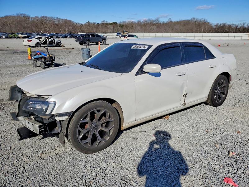 Aukcja sprzedaży 2015 Chrysler 300, vin: 2C3CCABG2FH820335, numer aukcji: 99850295