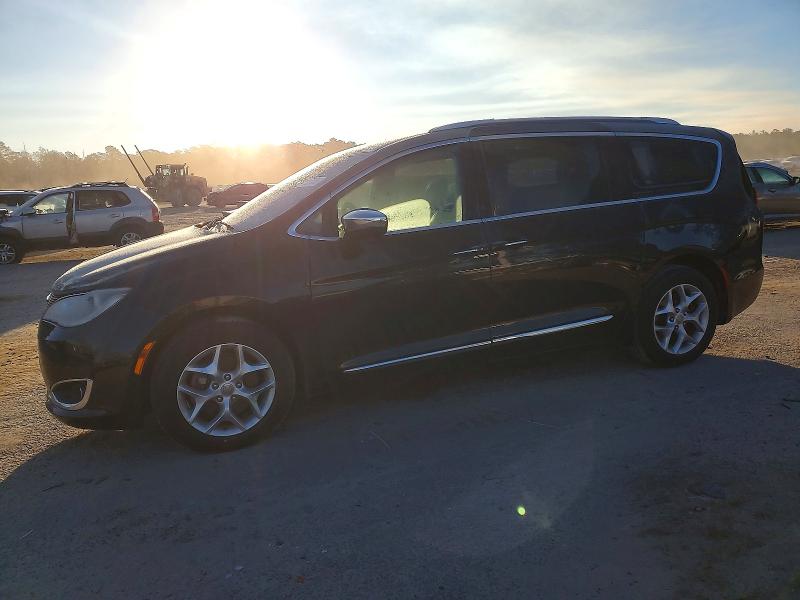 Продаж на аукціоні авто 2020 Chrysler Pacifica, vin: 2C4RC1GG4LR285822, номер лоту: 96657035