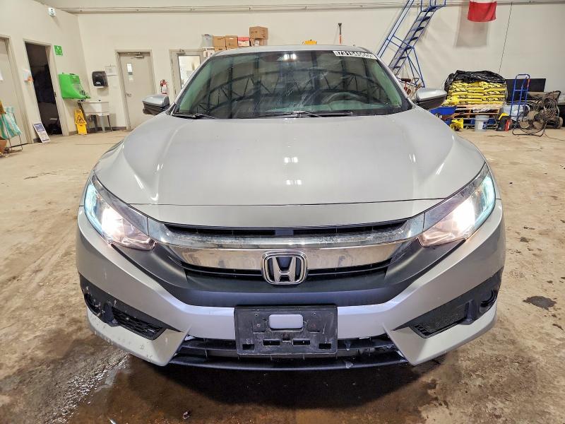 Продажа на аукционе авто 2018 Honda Civic Ex, vin: 2HGFC2F84JH017540, номер лота: 73154565
