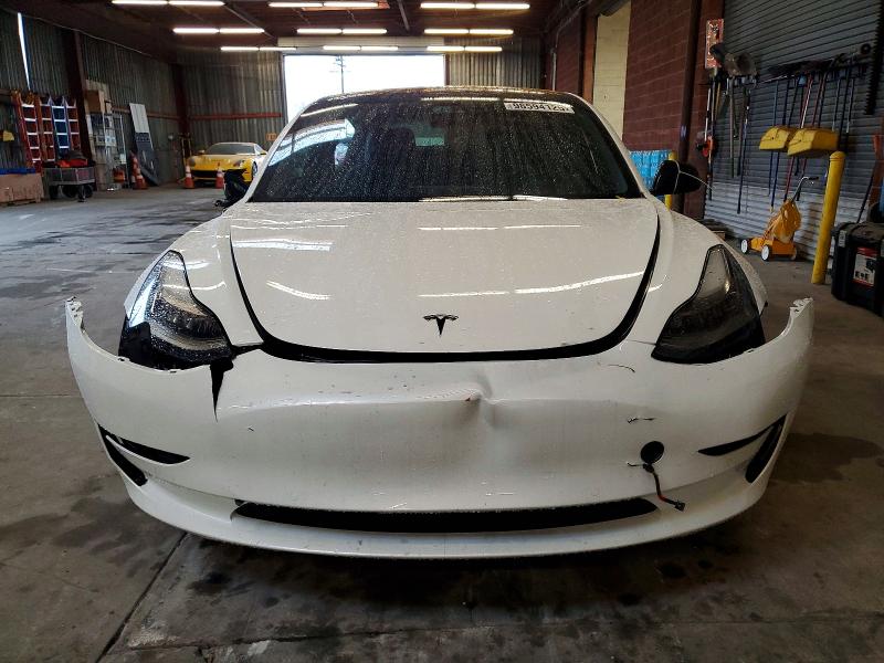 Продажа на аукционе авто 2018 Tesla Model 3, vin: 5YJ3E1EA1JF012375, номер лота: 98594125