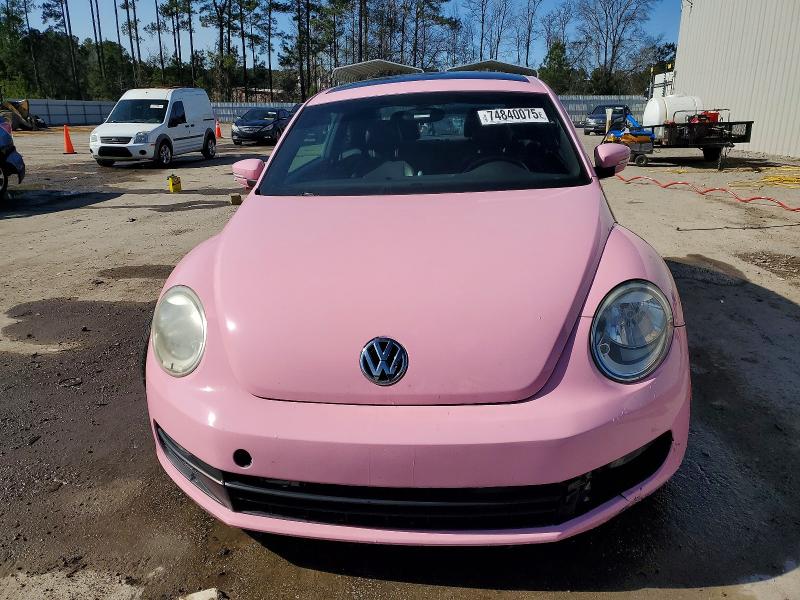 74840075 :رقم المزاد ، 3VWJP7AT5DM673030 vin ، 2013 Volkswagen Beetle مزاد بيع