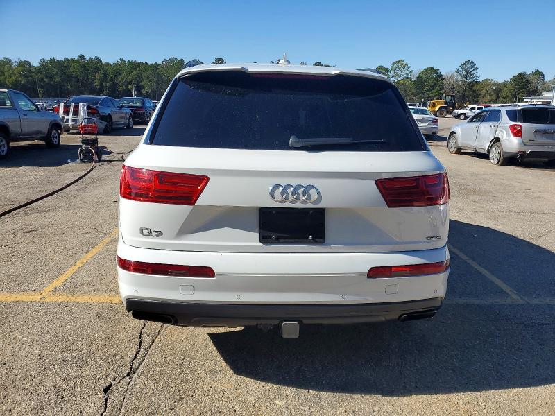 98694035 :رقم المزاد ، WA1VAAF73KD046960 vin ، 2019 Audi Q7 مزاد بيع