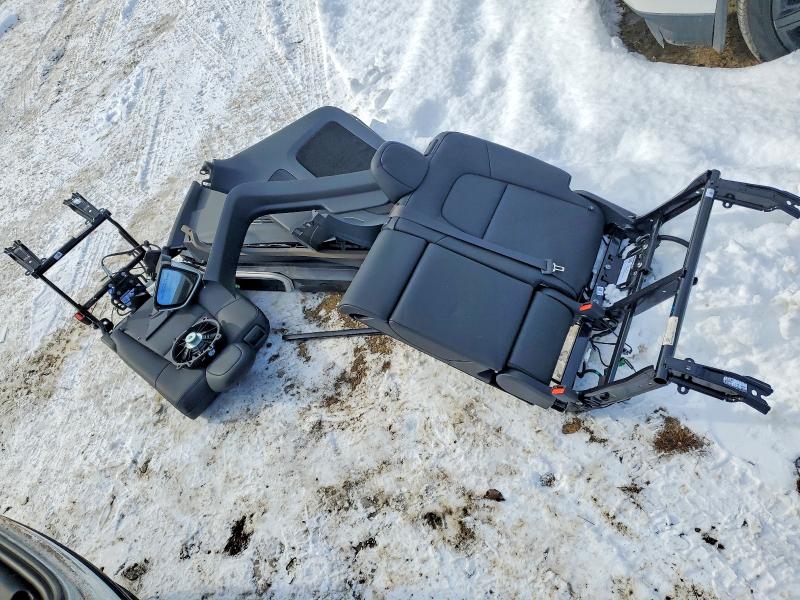2024 Tesla Model Y მანქანა იყიდება აუქციონზე, vin: 7SAYGDED6RA318642, აუქციონის ნომერი: 99119625