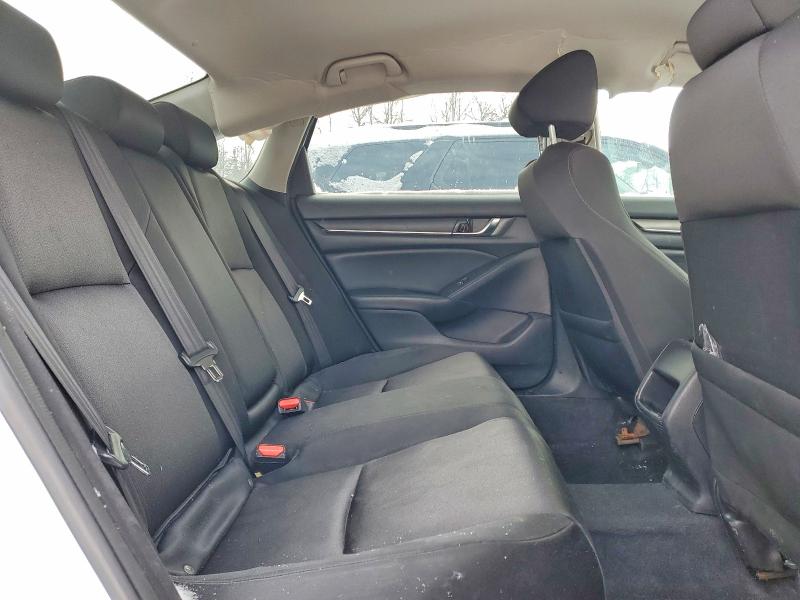 Aukcja sprzedaży 2018 Honda Accord, vin: 1HGCV1F1XJA810835, numer aukcji: 72274985