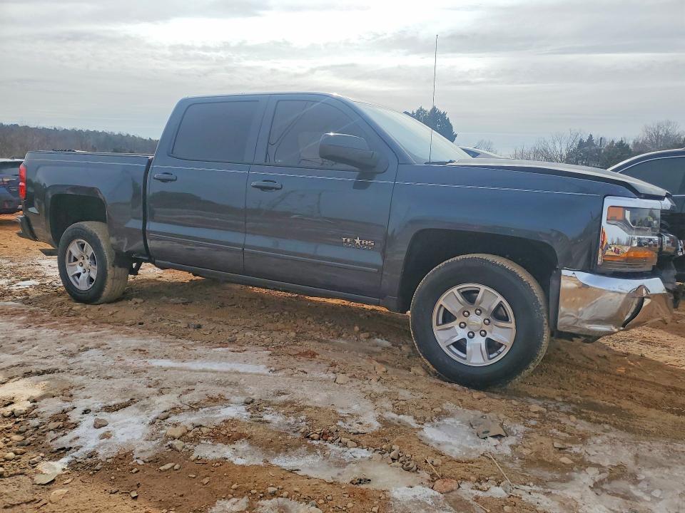 75215845 :رقم المزاد ، 3GCPCREC1JG188697 vin ، 2018 Chevrolet Silverado مزاد بيع