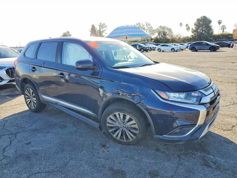 2019 Mitsubishi Outlander მანქანა იყიდება აუქციონზე, vin: JA4AD2A36KJ000640, აუქციონის ნომერი: 75354135