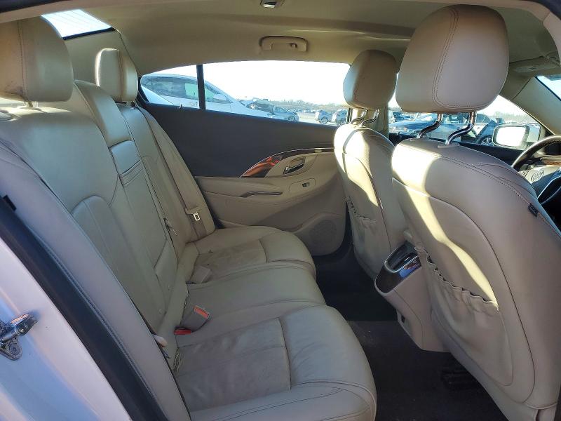 99581525 :رقم المزاد ، 1G4GB5G38GF201685 vin ، 2016 Buick Lacrosse مزاد بيع