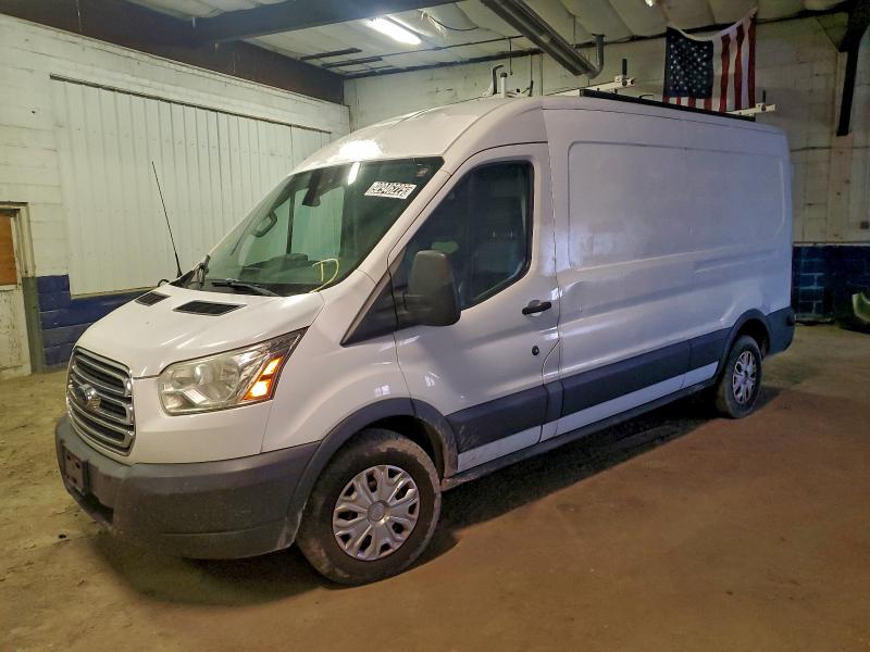 92946225 :رقم المزاد ، 1FTNR2CV3FKA22649 vin ، 2015 Ford Transit مزاد بيع