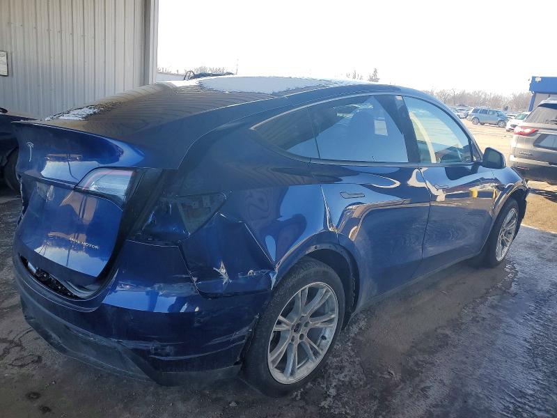 2024 Tesla Model Y მანქანა იყიდება აუქციონზე, vin: 7SAYGDEE3RA282692, აუქციონის ნომერი: 72521415