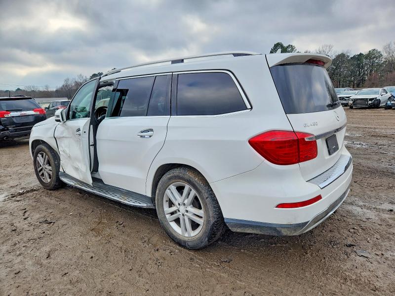75554965 :رقم المزاد ، 4JGDF6EE0FA575057 vin ، 2015 Mercedes-benz Gl مزاد بيع