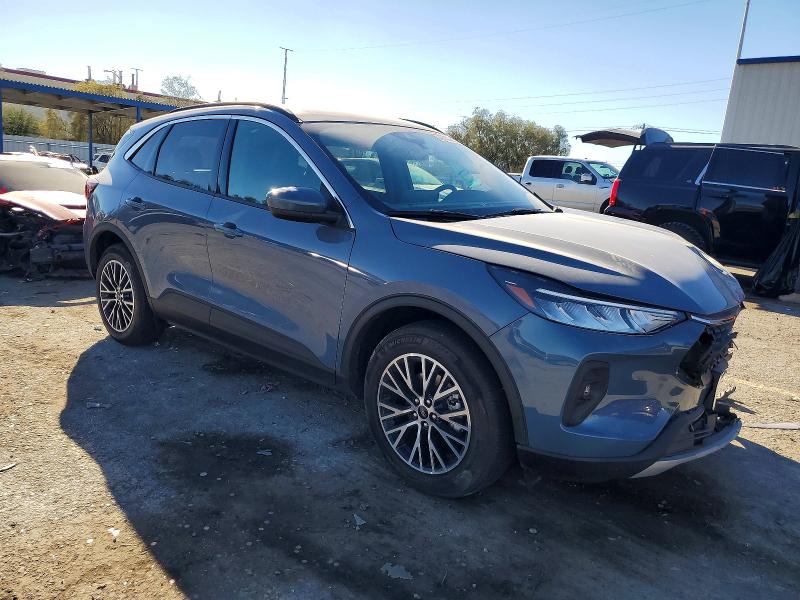 73669605 :رقم المزاد ، 1FMCU0E11PUB34811 vin ، 2023 Ford Escape مزاد بيع