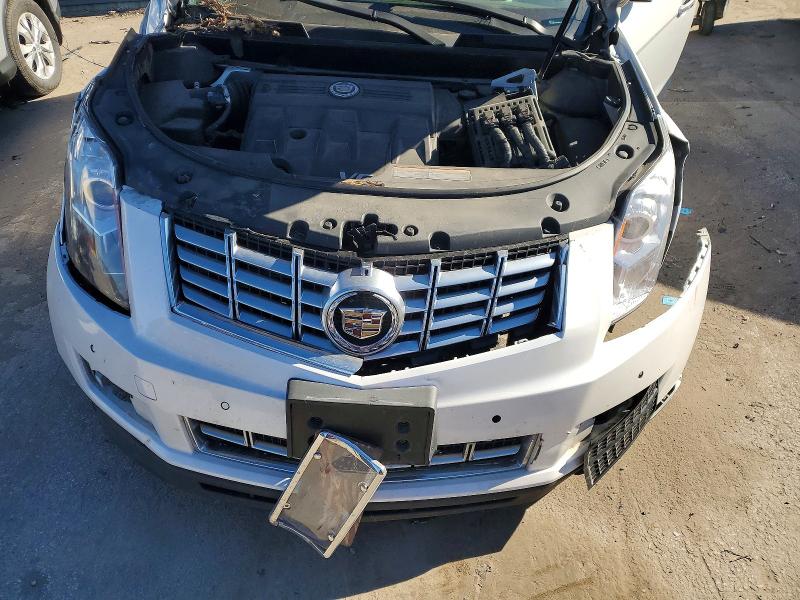 73181375 :رقم المزاد ، 3GYFNBE30GS521582 vin ، 2016 Cadillac Srx مزاد بيع