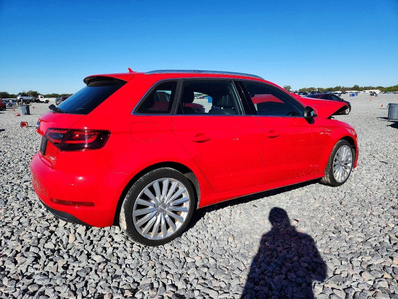 Продаж на аукціоні авто 2016 Audi A3, vin: WAUSPBFF3GA077569, номер лоту: 73088505