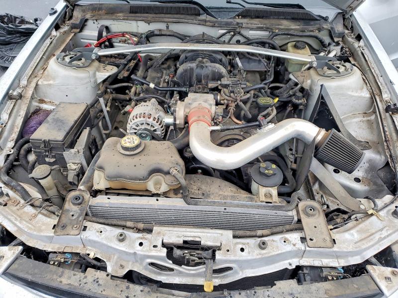 2006 Ford Mustang მანქანა იყიდება აუქციონზე, vin: 1ZVFT80N765118597, აუქციონის ნომერი: 99061925