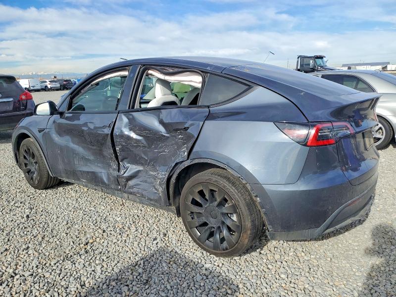 Продажа на аукционе авто 2021 Tesla Model Y, vin: 5YJYGDEE2MF093170, номер лота: 72779715
