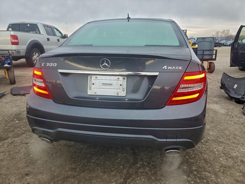 98000655 :رقم المزاد ، WDDGF8AB3DR279561 vin ، 2013 Mercedes-benz C 300 4mat مزاد بيع